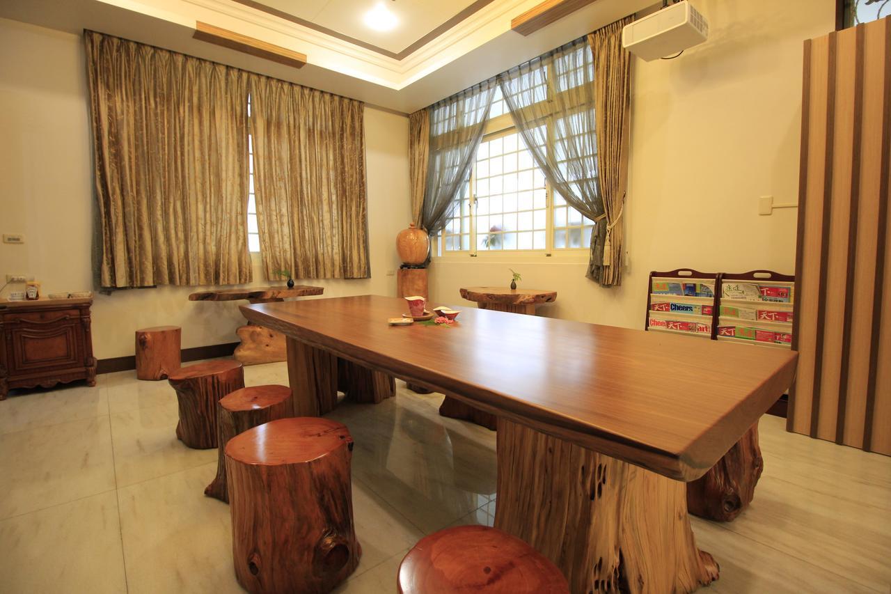 Green Park Homestay Luodong Exterior foto