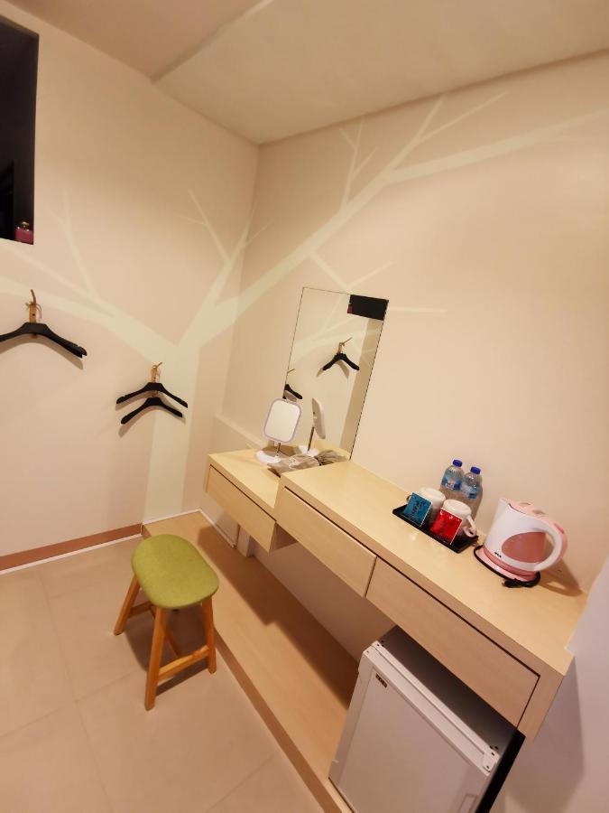 Green Park Homestay Luodong Exterior foto